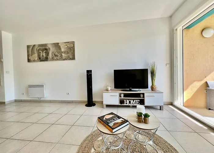 Quiet Studio Swimming Pool Roquebrune